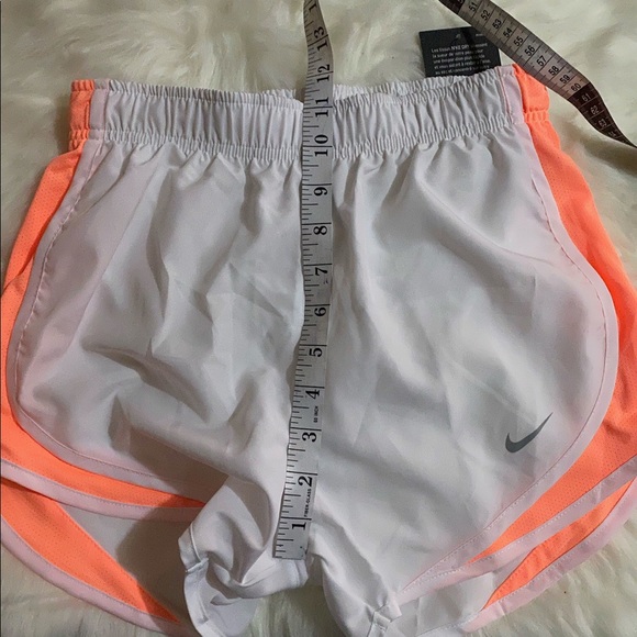 NWT NIKE DriFit Athletic Gym Jog Run White Shorts - Picture 6 of 11